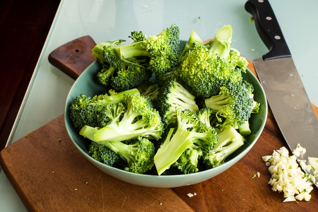 How to steam broccoli?